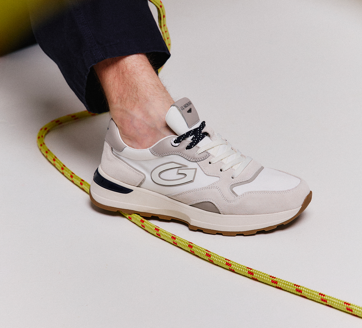 Levante Nylon